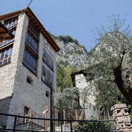 Clementina Romantisches Mit Seeblick By Interhome Appartement *