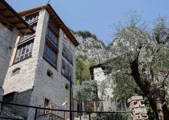 Clementina Romantisches Mit Seeblick By Interhome דירה *